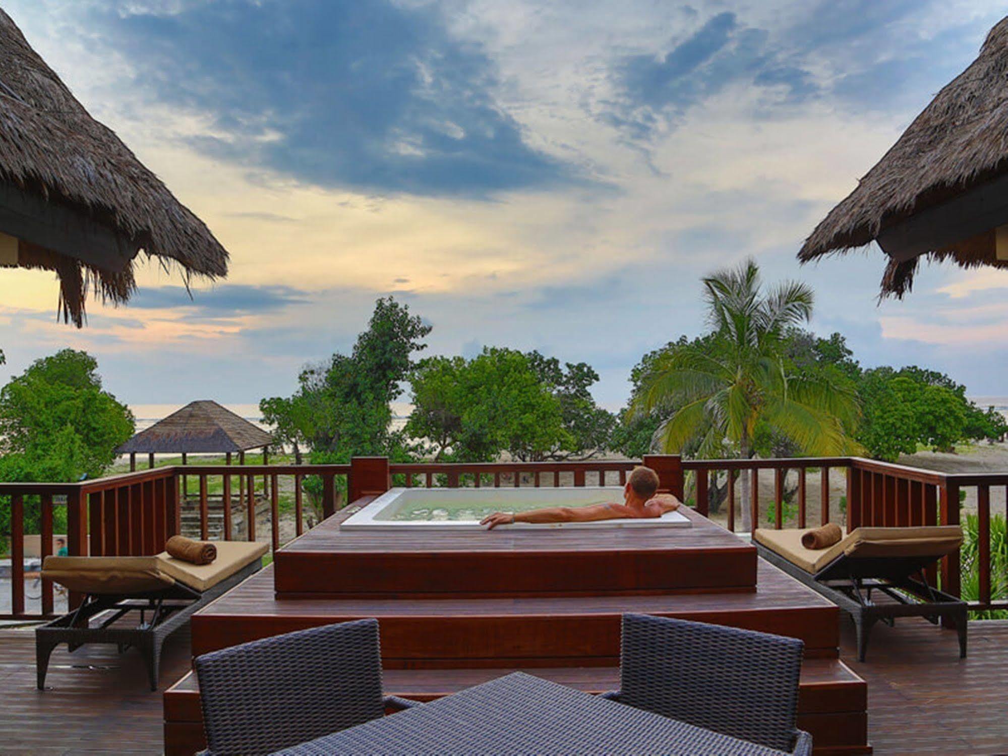 Mala Garden Resort And Spa Gili Trawangan Exteriör bild